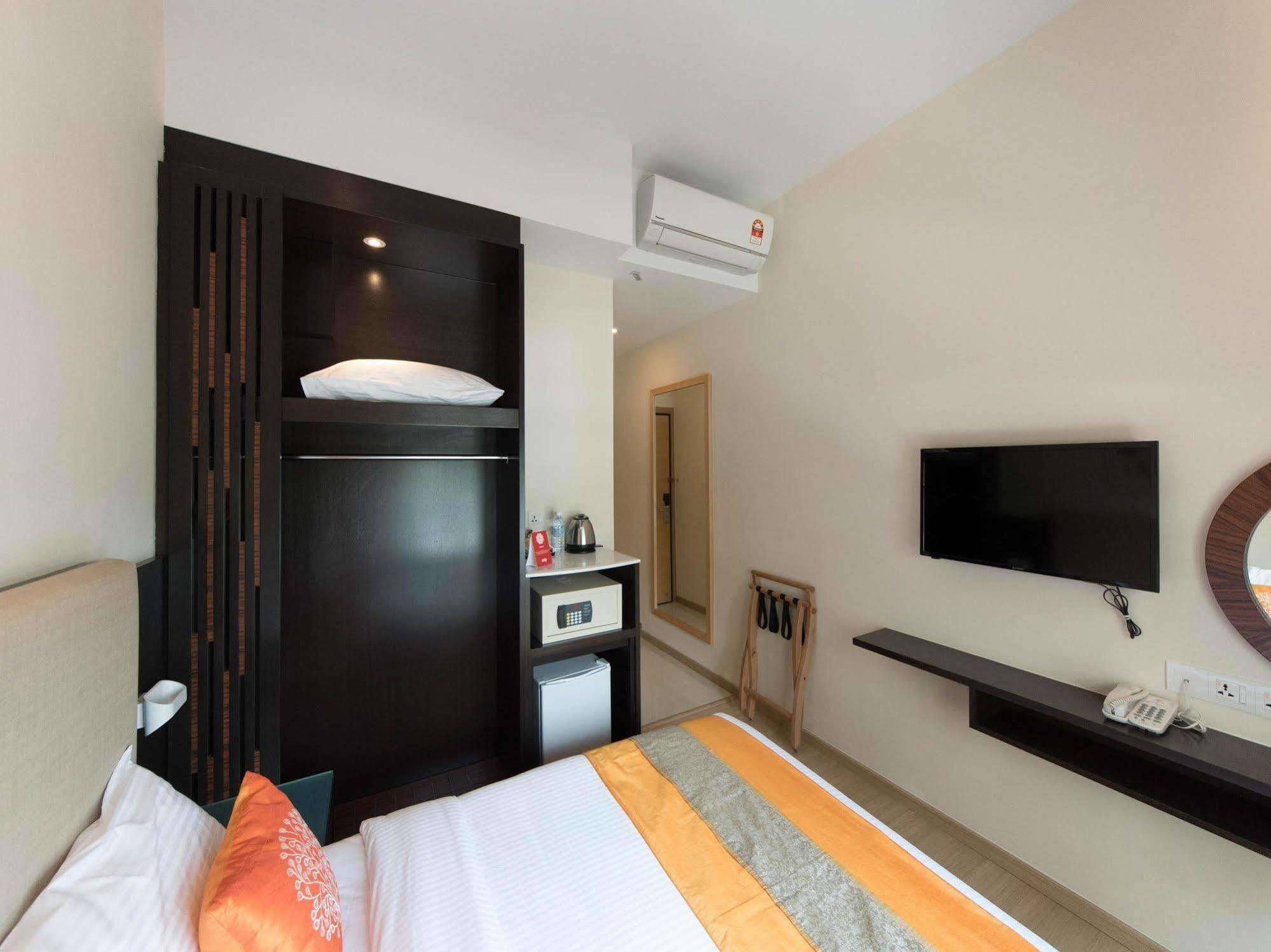 Hotel Six Seasons @ Mid Valley Kuala Lumpur Exterior photo